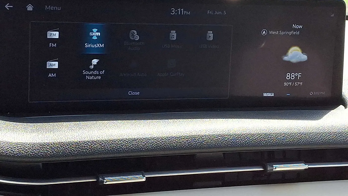 2024 Genesis GV70 2.5T Standard