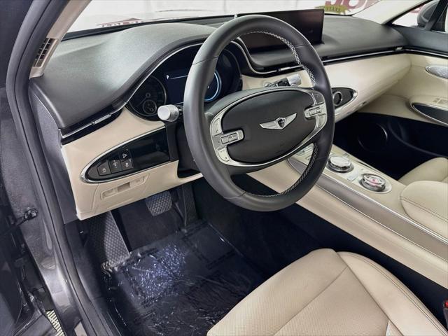 2024 Genesis Gv70 - $38,560