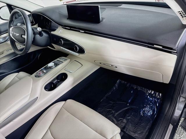 2024 Genesis Gv70 - $38,560