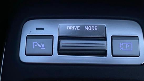2024 Genesis GV70 2.5T Standard