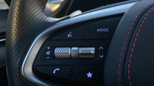 2024 Genesis GV70 2.5T Standard
