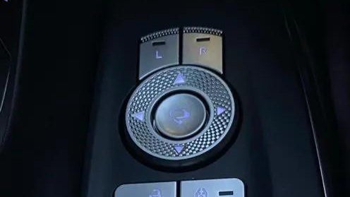 2024 Genesis GV70 2.5T Standard