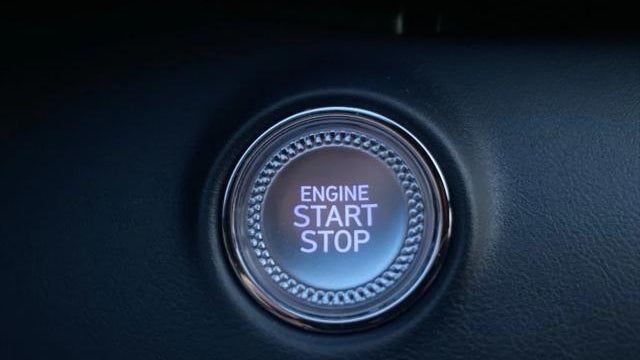 2024 Genesis GV70 2.5T Standard