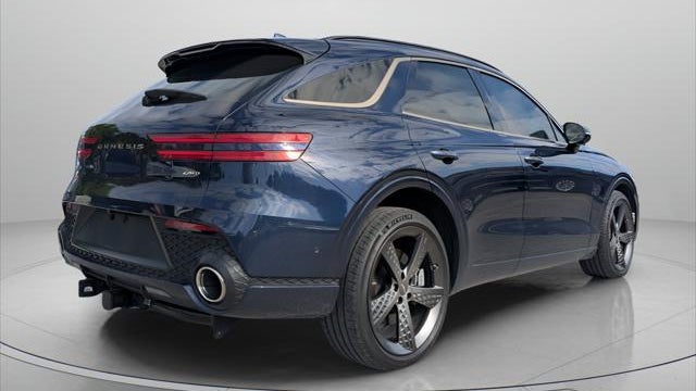 2024 Genesis GV70 2.5T Standard