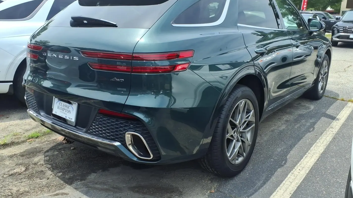 2024 Genesis GV70 2.5T Standard
