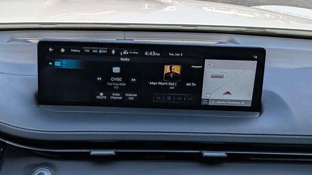 2025 Genesis GV70 2.5T Standard