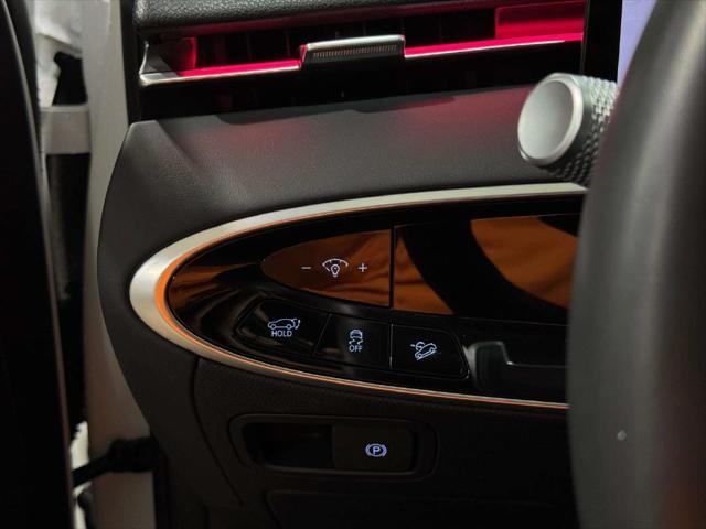2026 Genesis Gv70 - $42,499
