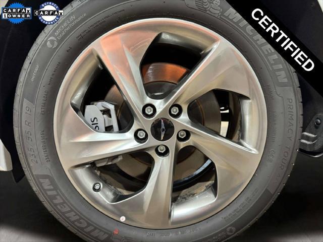 2026 Genesis Gv70 - $42,499