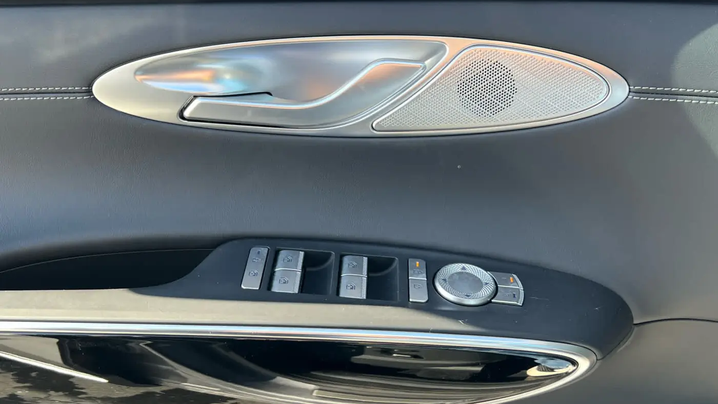 2026 Genesis GV70 2.5T Standard