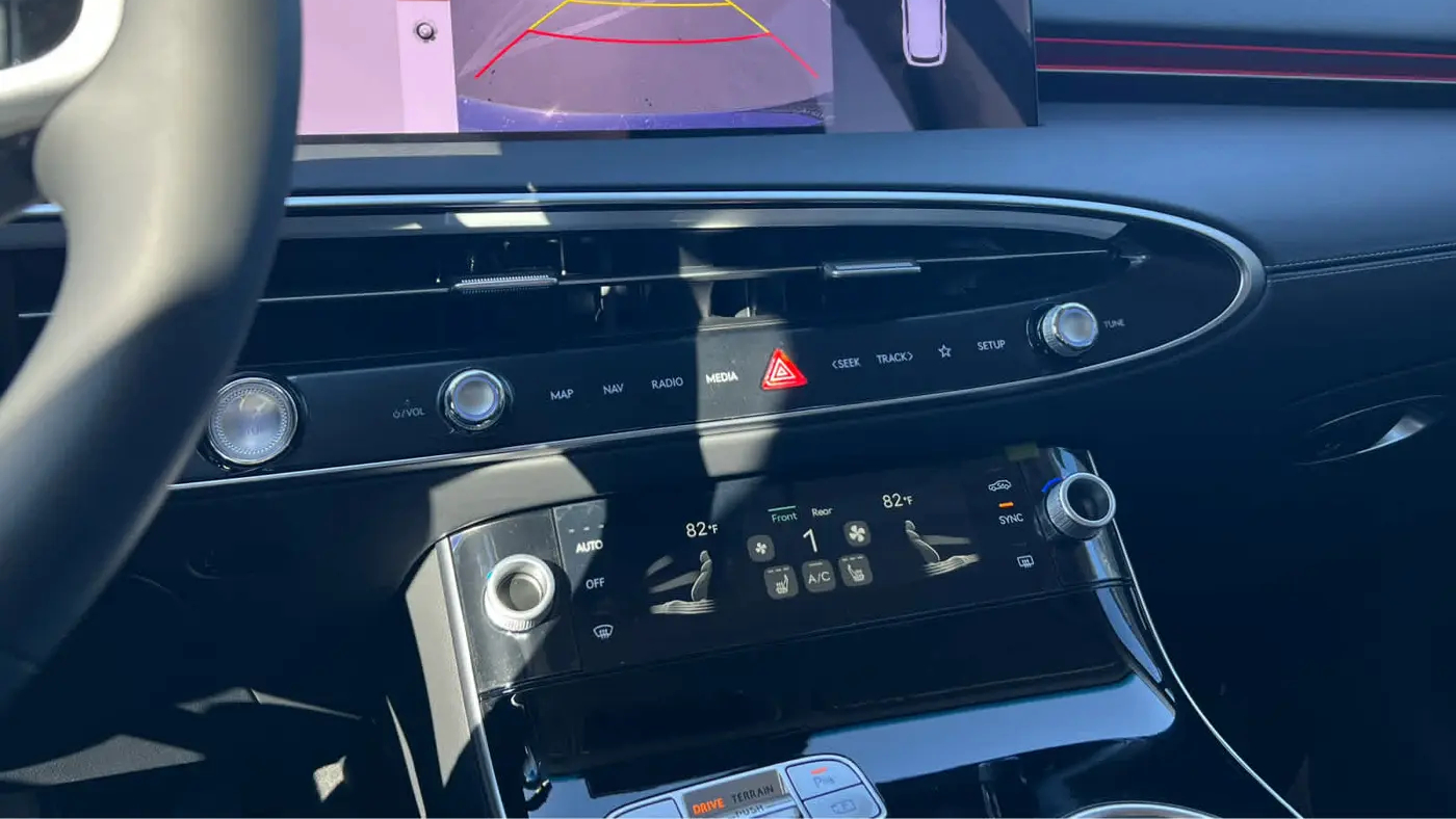2026 Genesis GV70 2.5T Standard