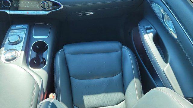 2024 Genesis GV70 2.5T Standard