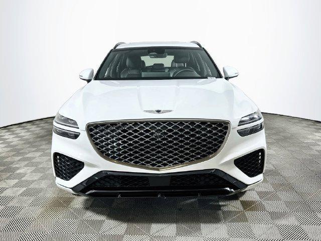 2025 Genesis Gv70 - $42,280