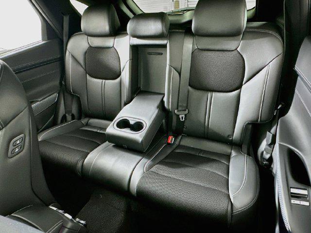 2025 Genesis Gv70 - $42,280