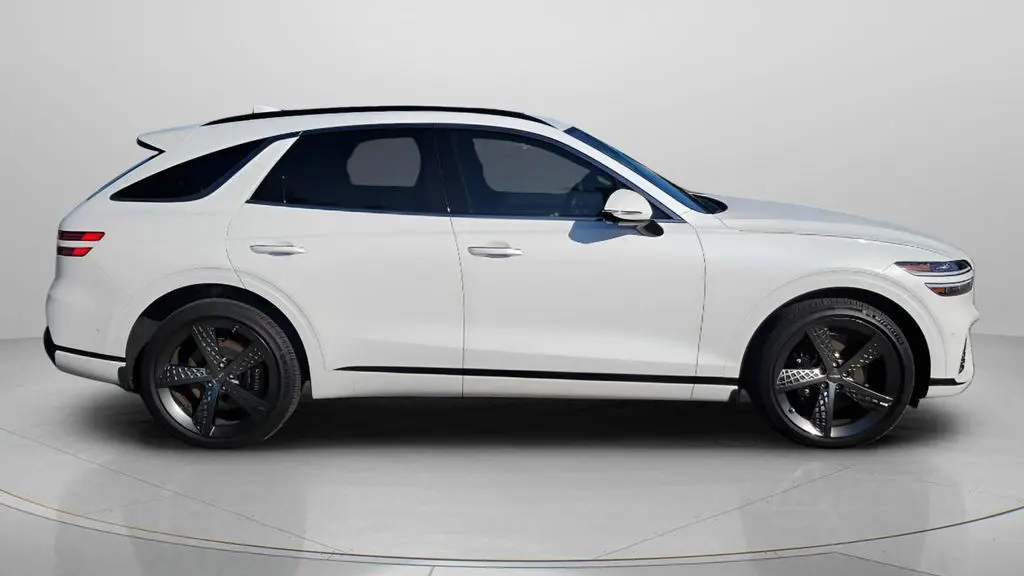2025 Genesis GV70 2.5T Standard
