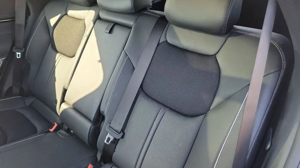 2025 Genesis GV70 2.5T Standard