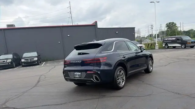 2025 Genesis GV70 2.5T Standard