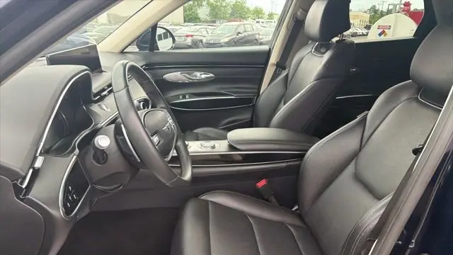 2025 Genesis GV70 2.5T Standard