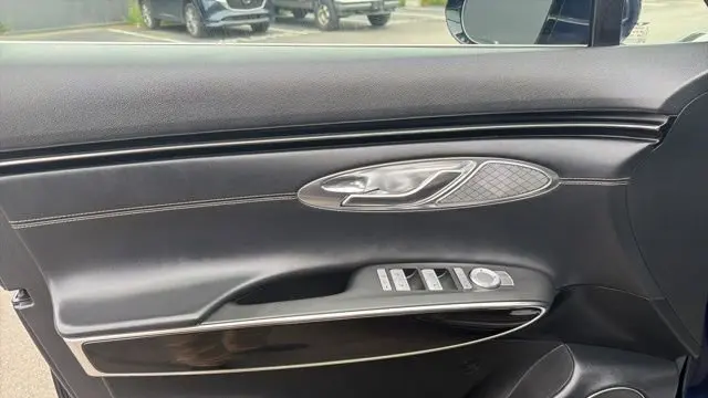 2025 Genesis GV70 2.5T Standard