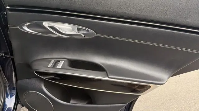 2025 Genesis GV70 2.5T Standard