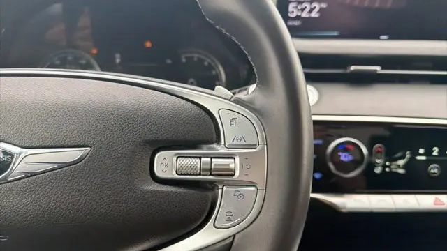 2025 Genesis GV70 2.5T Standard