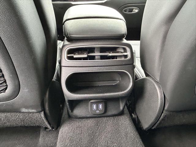 2025 Genesis Gv70 - $33,483