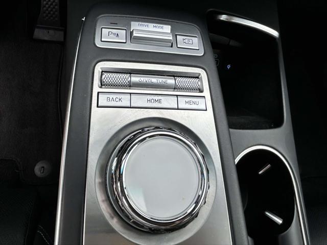 2025 Genesis Gv70 - $33,483