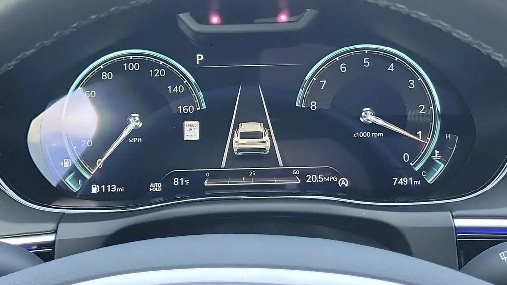 2025 Genesis GV70 2.5T Standard