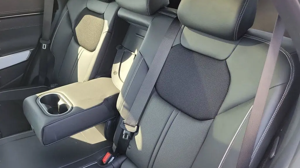 2025 Genesis GV70 2.5T Standard