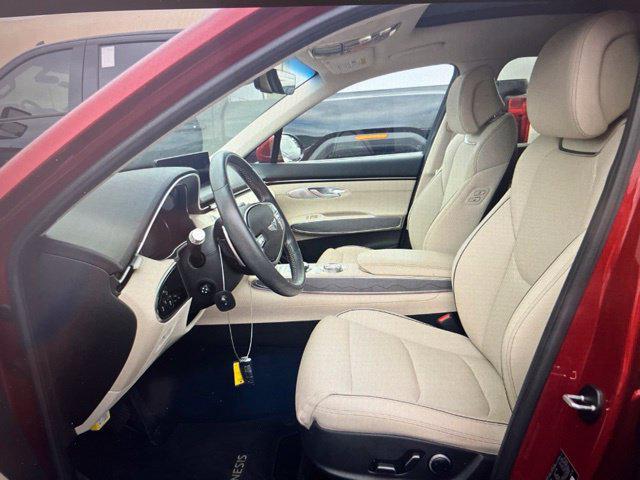 2025 Genesis Gv70 - $42,745