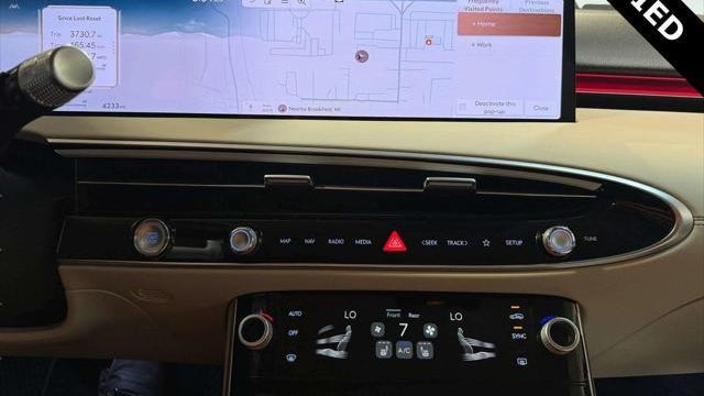 2026 Genesis GV70 2.5T Standard