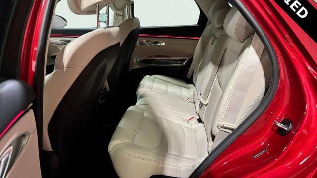 2026 Genesis GV70 2.5T Standard