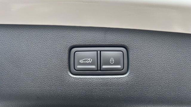 2026 Genesis GV70 2.5T Standard
