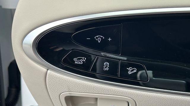 2026 Genesis GV70 2.5T Standard