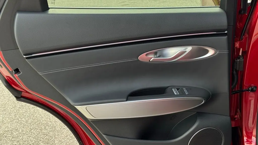 2026 Genesis GV70 2.5T Select