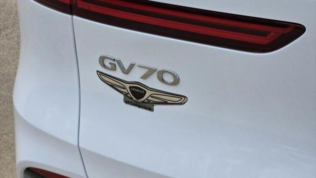 2026 Genesis GV70 2.5T Select