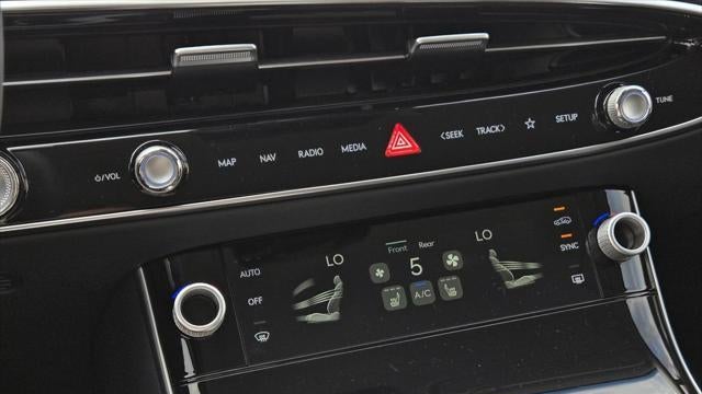2026 Genesis GV70 2.5T Select