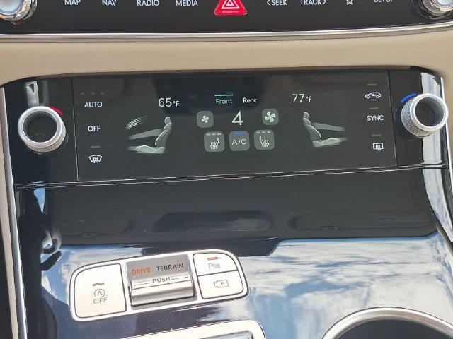 2026 Genesis Gv70 - $48,003