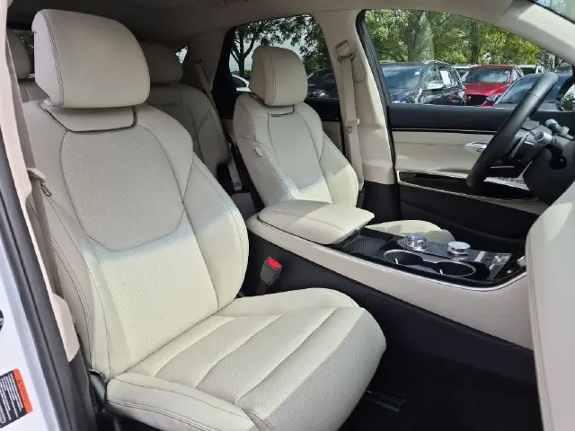 2026 Genesis Gv70 - $41,899