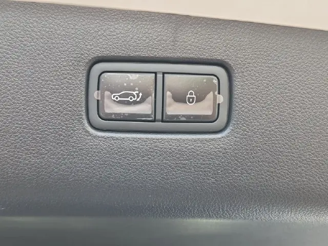 2026 Genesis Gv70 - $41,899