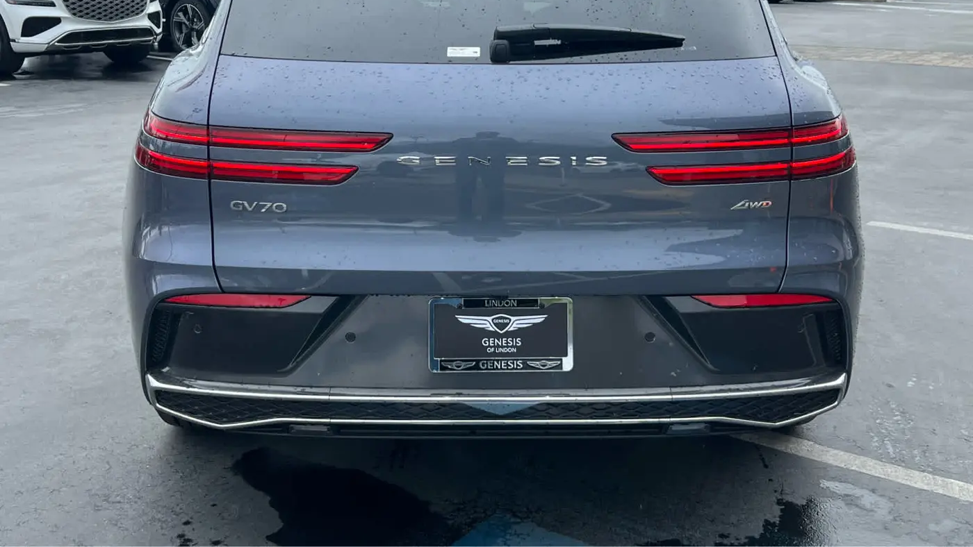 2026 Genesis GV70 2.5T Select