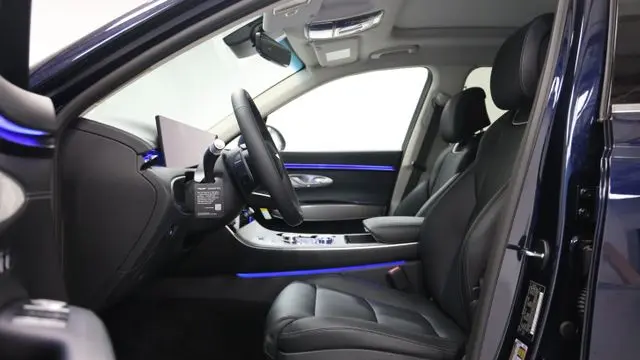 2026 Genesis GV70 2.5T Select