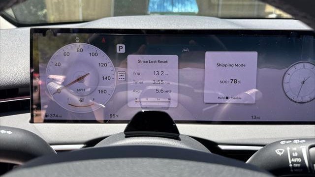 2026 Genesis GV70 2.5T Standard