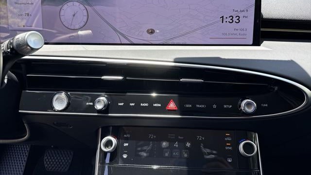 2026 Genesis GV70 2.5T Standard