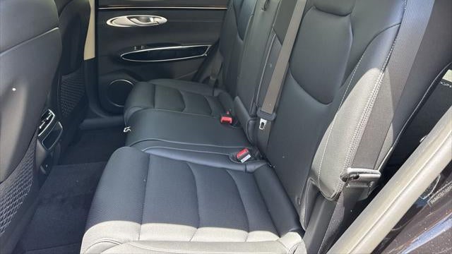 2026 Genesis GV70 2.5T Standard