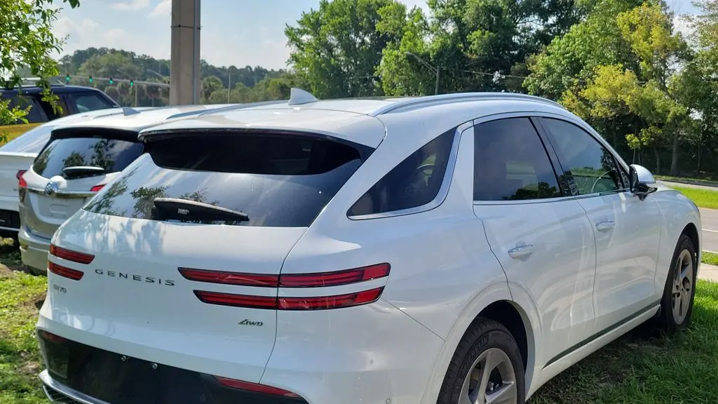 2026 Genesis GV70 2.5T Advanced