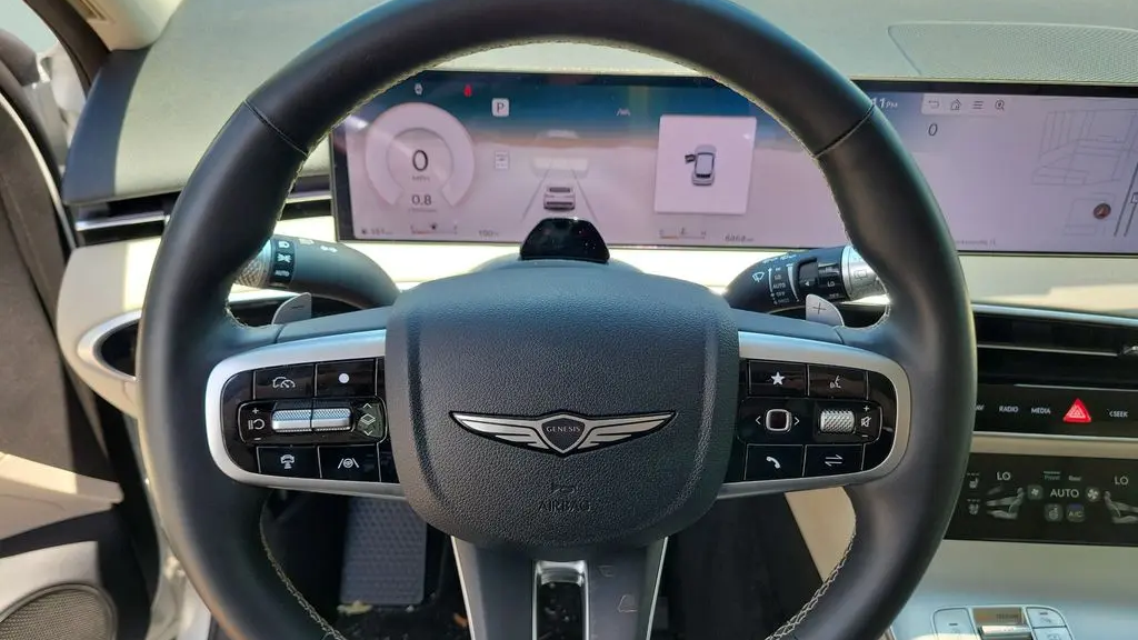 2026 Genesis GV70 2.5T Advanced
