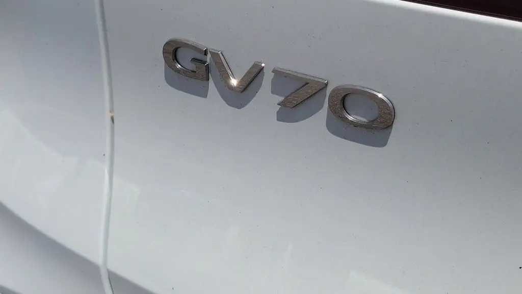 2026 Genesis GV70 2.5T Advanced