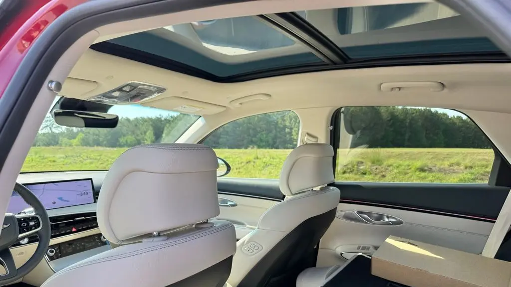 2026 Genesis GV70 2.5T Advanced
