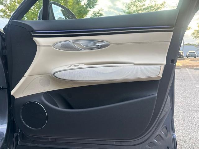 2026 Genesis Gv70 - $55,950
