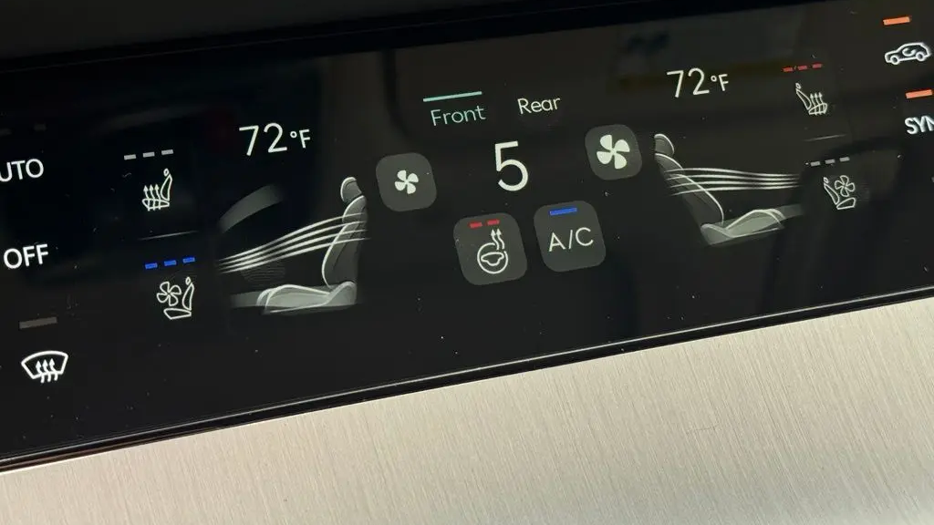 2026 Genesis GV70 2.5T Advanced